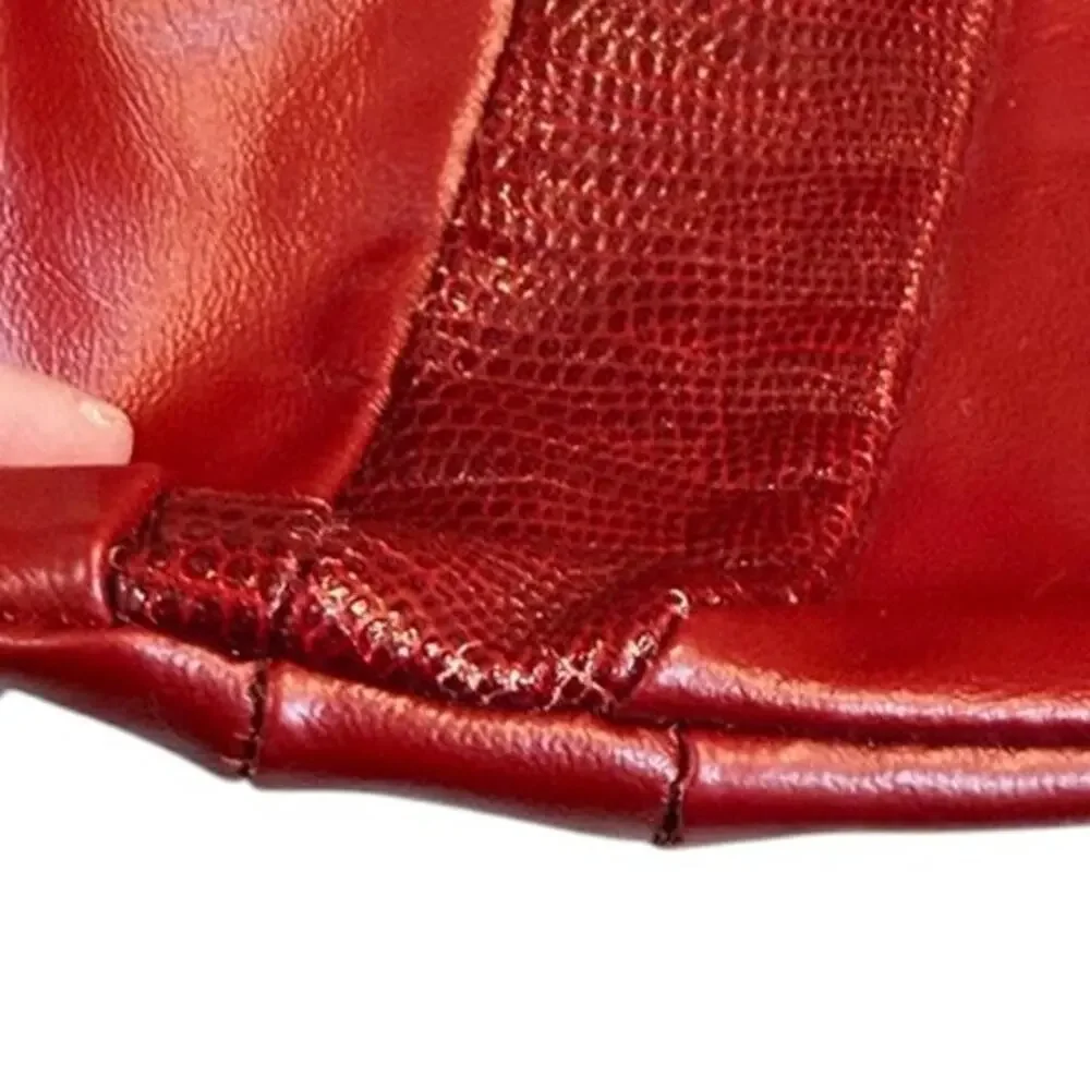 Vintage Roger Gimbel Leather Kisslock Clutch Red Bakelite Style Frame Hong Kong